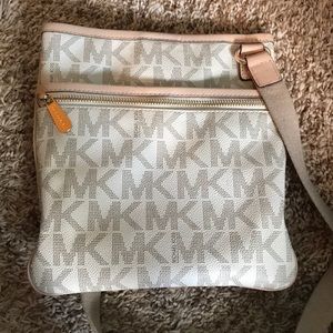Authentic Michael Kors Crossbody